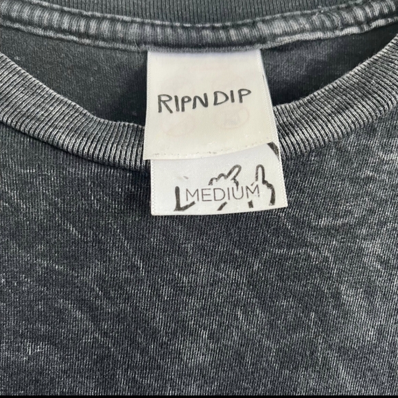 RIPNDIP Tie-Dyed Lord Nermal Front Pocket Flipping You Off T-shirt - Picture 4 of 4